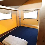 Glamping \